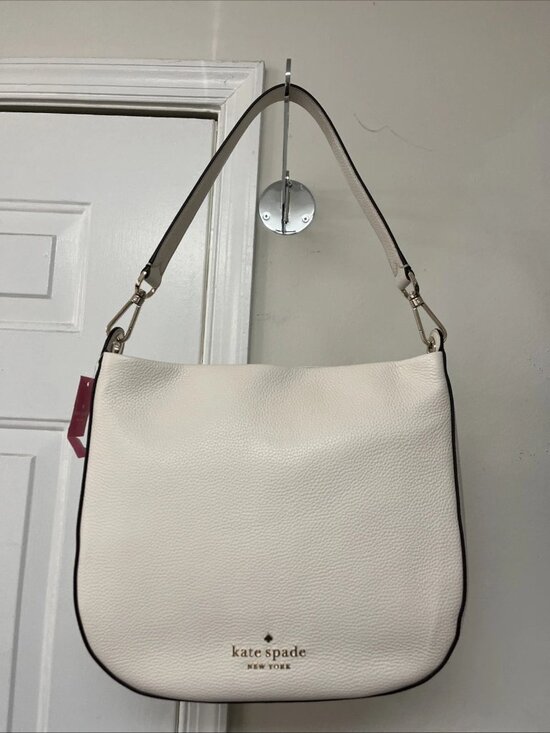 kate spade Handbags - KATE SPADE NY Leather Shoulder Parchment (Off White)/Gold🌸